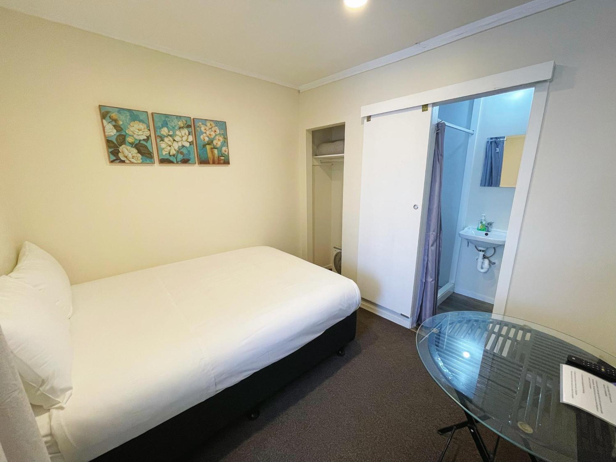 Summer Inn Motel Orewa Bagian luar foto